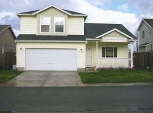 716 NE Mariners Loop, Portland, OR 97211