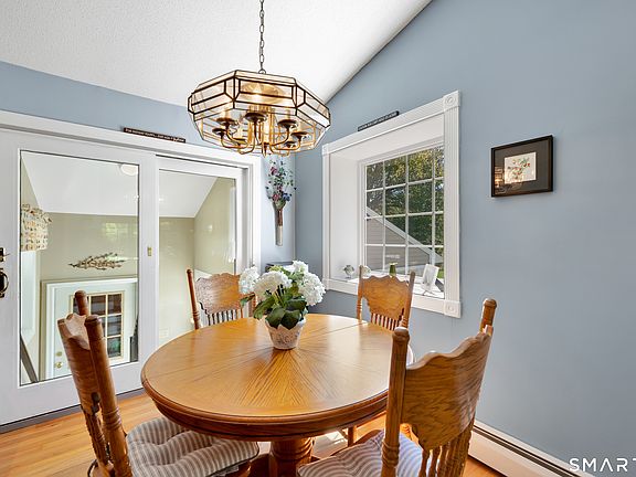 4th image of 148 Nepaug Road