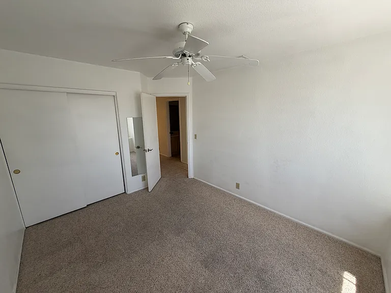 19508 N 78th Ave — Photo 25