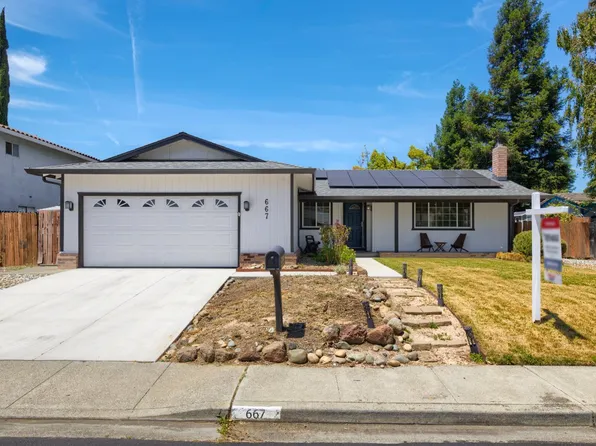 667 Corte Castro, Vacaville, CA 95688