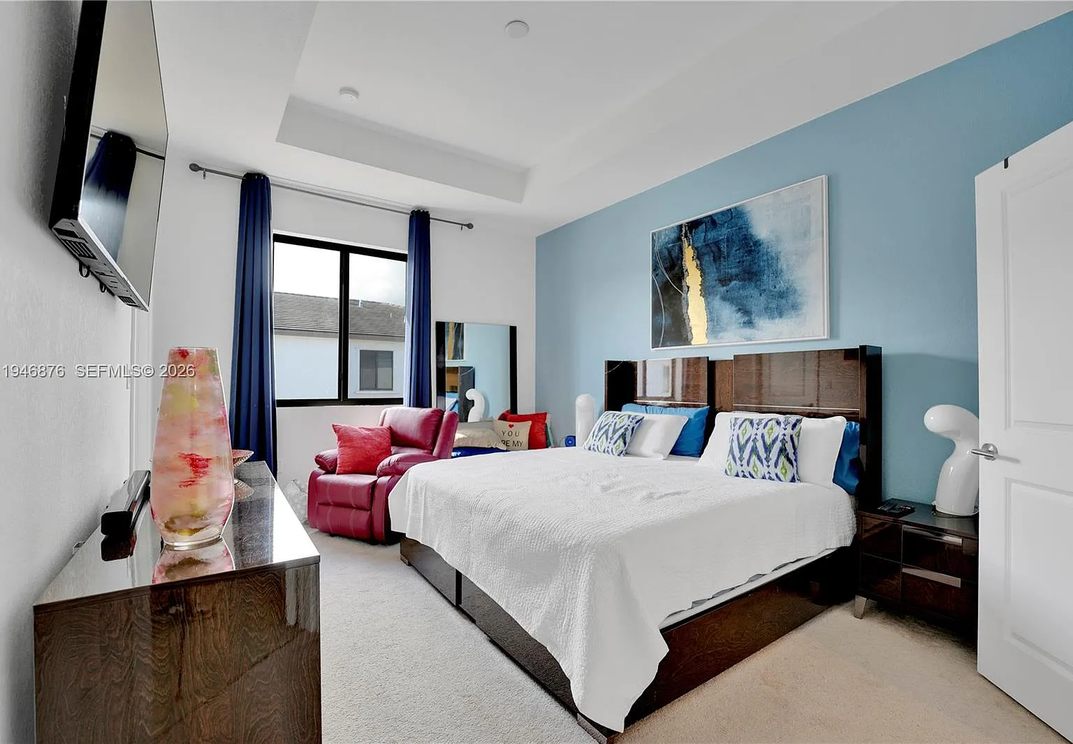 3 bed, 2.5 bath, 1530 sqft, $3,000 — Photo 4