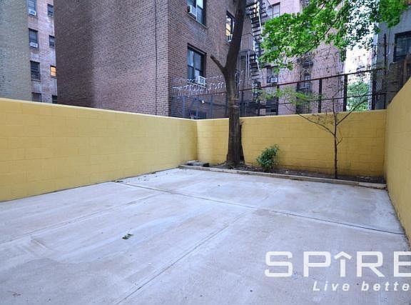 2nd image of 319 W 106th St #1R