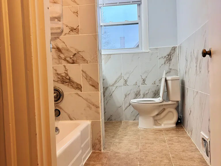 253 Humphrey St #2 — Photo 9