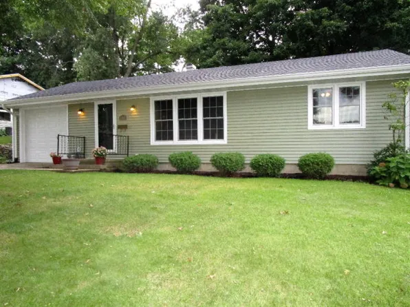 1908 Syrcle Dr, Danville, IL 61832