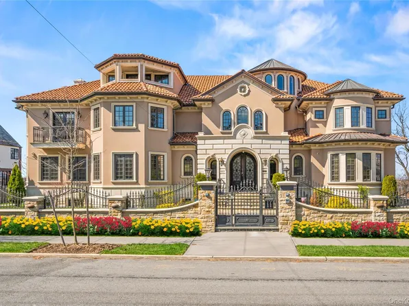 117 Malba Drive, Malba, NY 11357