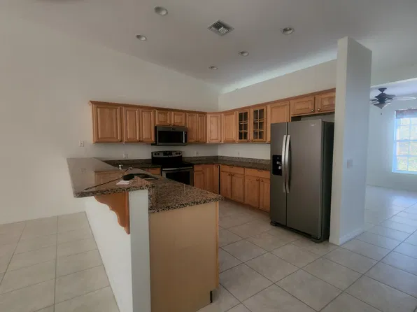 3115 Pine Tree Dr, Bonita Springs, FL 34134