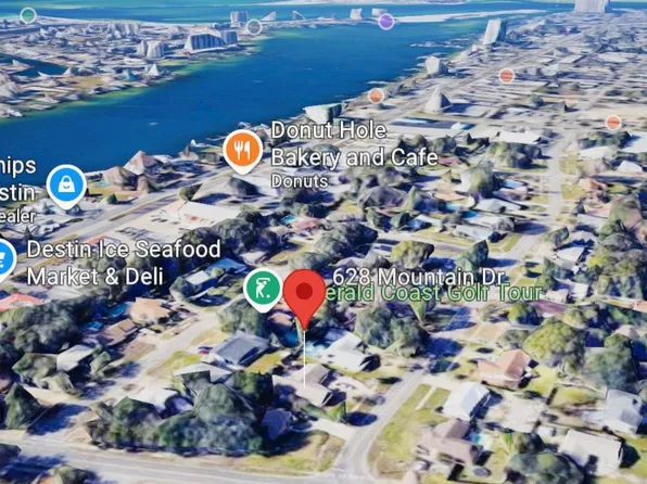628 Mountain Dr, Destin, FL 32541