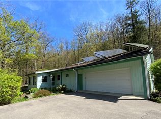 29 Hunter Ln, Ithaca, NY 14850