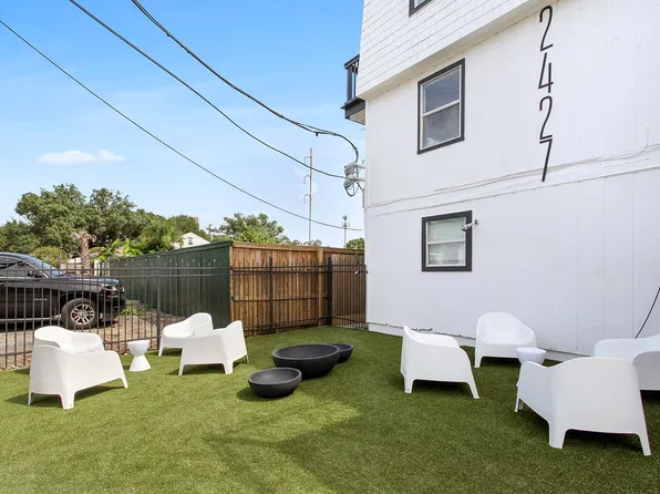 2427 Kerlerec St APT 13, New Orleans, LA 70119