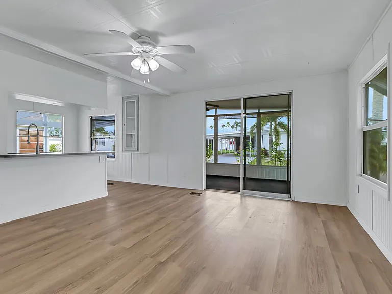 243 Tangerine Dr — Photo 11