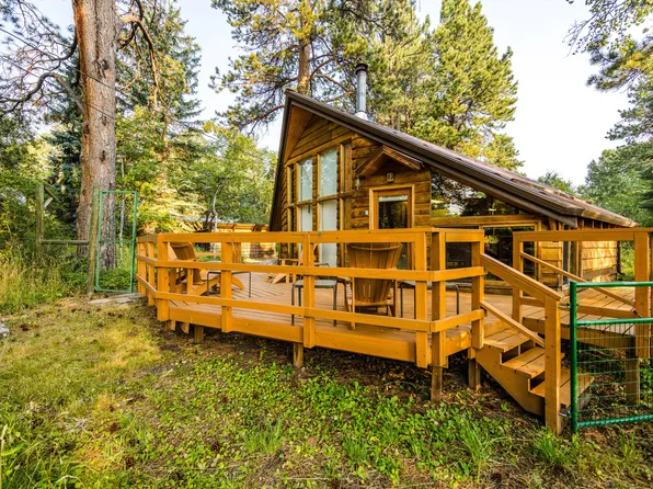 4 Easy St, Story, WY 82842