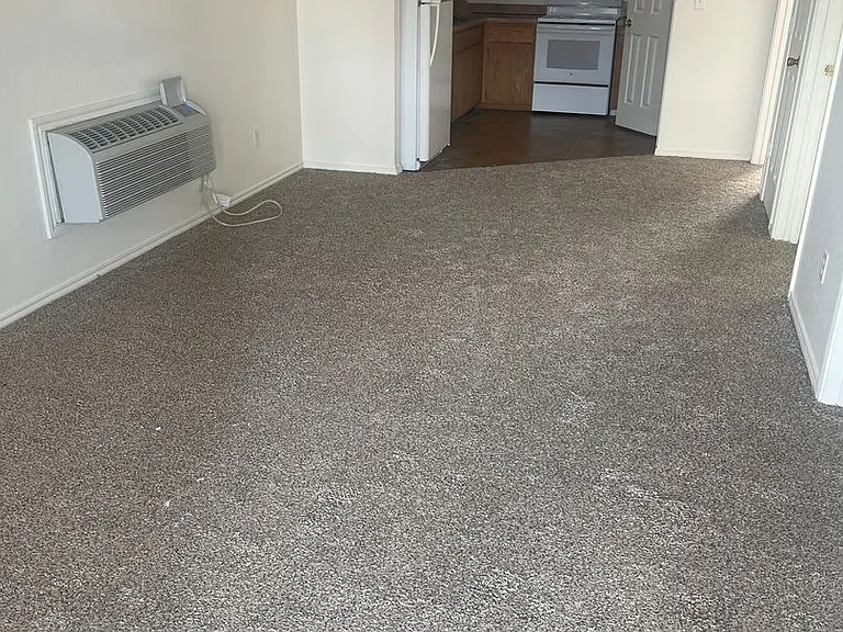 3114 Oak Ln #A — Photo 2