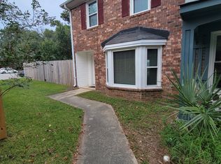 681 Buckhall Ct, Mount Pleasant, SC 29464