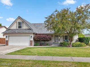 1143 W Sycamore Ave, Coeur D Alene, ID 83815