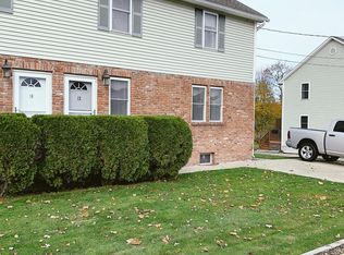 12 Church St, Agawam, MA 01001