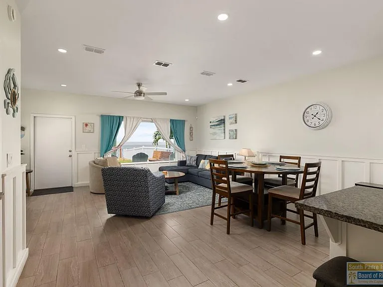 128 Las Joyas Blvd — Photo 3