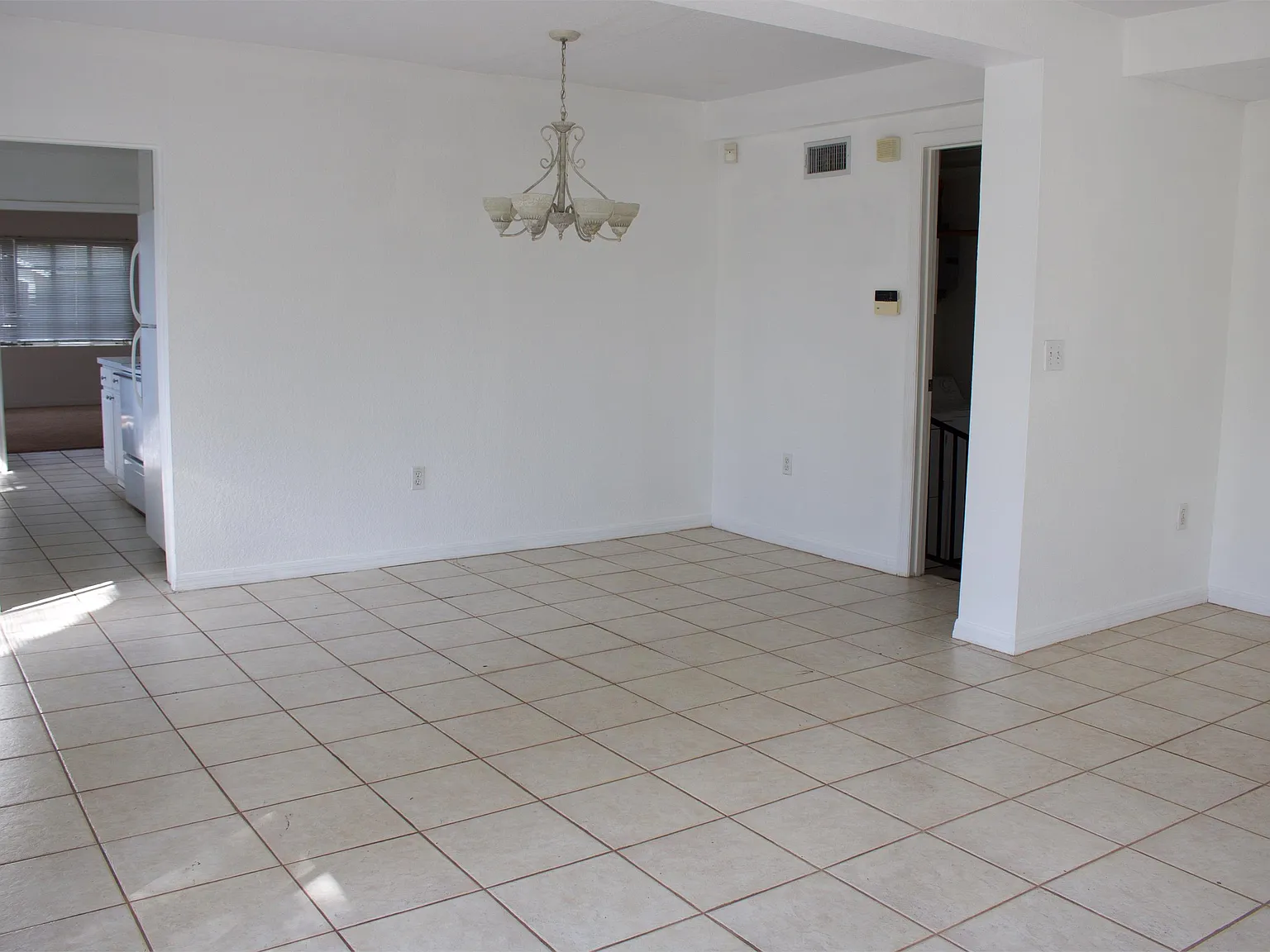 620 Sheridan Blvd - 1 — Photo 2