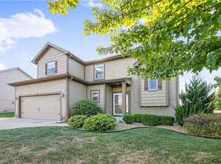 132 N Pecan St, Gardner, KS 66030