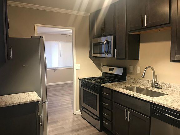 4th image of 5837 Nashville Ave #5837