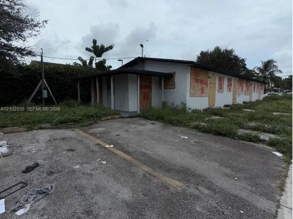 3745 NW 22nd Ct, Miami, FL 33142