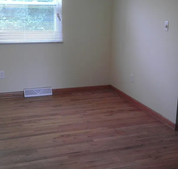 2124 Seaforth Pl — Photo 17