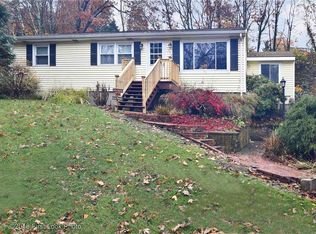 798 Lower River Rd, Lincoln, RI 02865
