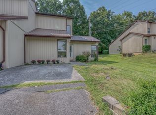 780 Hamilton Rd APT D8, Blountville, TN 37617