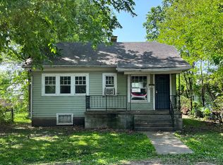 1202 Clarence St, Danville, IL 61832