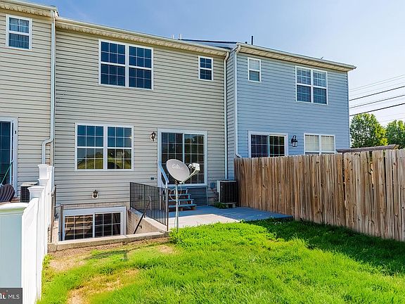 5th image of 13 Sanford Dr