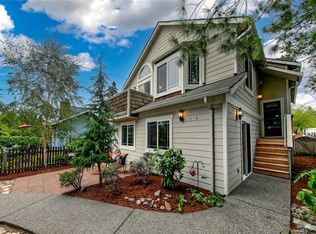 3534 SW 100th St, Seattle, WA 98146