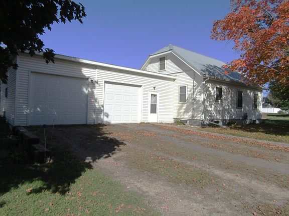 2nd image of 282 2nd St