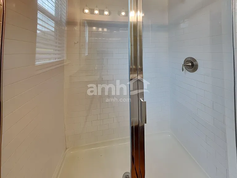 6240 Bridlewood Ln — Photo 17