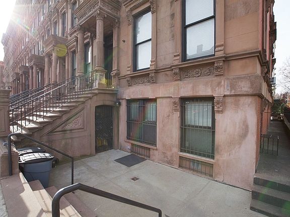 4th image of 259 Lenox Ave APT 3