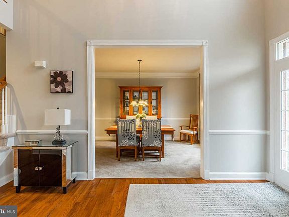 5th image of 15060 Gaines Mill Cir