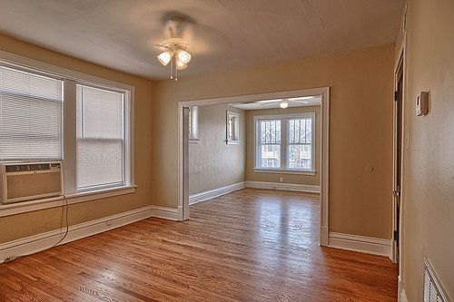 2nd image of 4968 Lindenwood Ave
