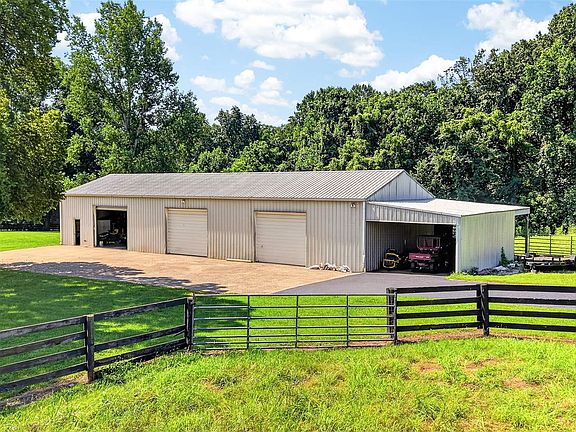 5th image of 2327 Larmon Mill Rd