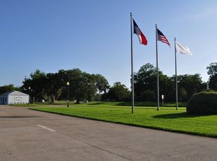 620 Wagon Wheel Trl, Angleton, TX 77515