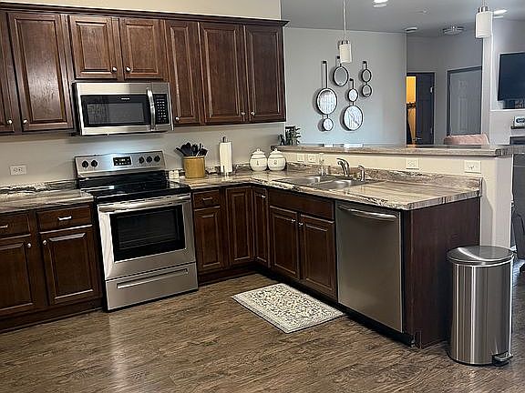 3rd image of 3504 33rd Ave W Unit 39