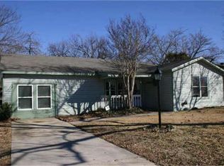 1239 Pine St, Grapevine, TX 76051