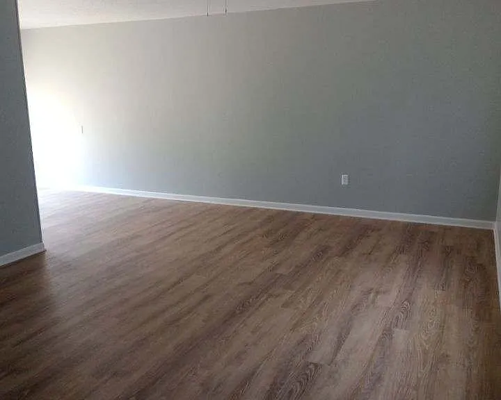 280 Medical Dr — Photo 19