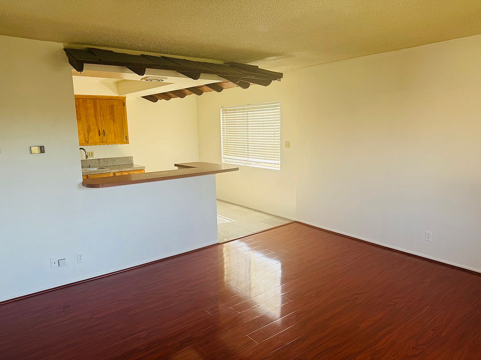 Living room, kitchen & dining area