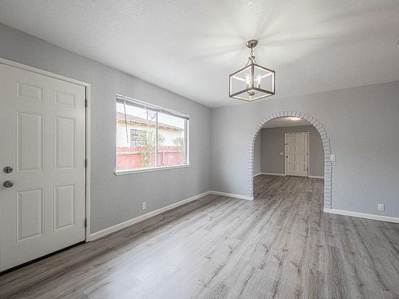 5th image of 1708 Vosti Ave