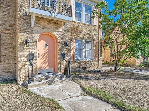 3rd image of 2027 W Kings Hwy APT 2