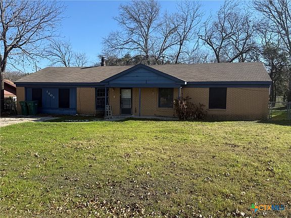 2nd image of 1803 Comanche Dr