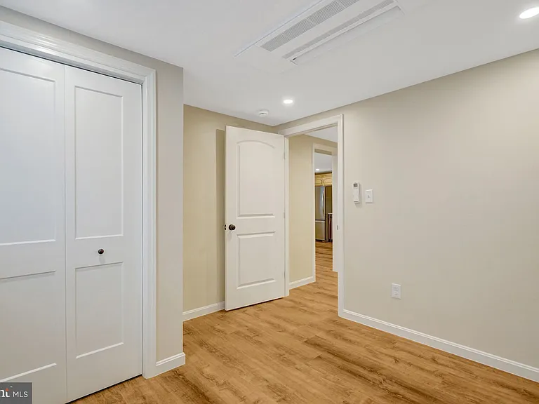 110 S Wise St #1 — Photo 26