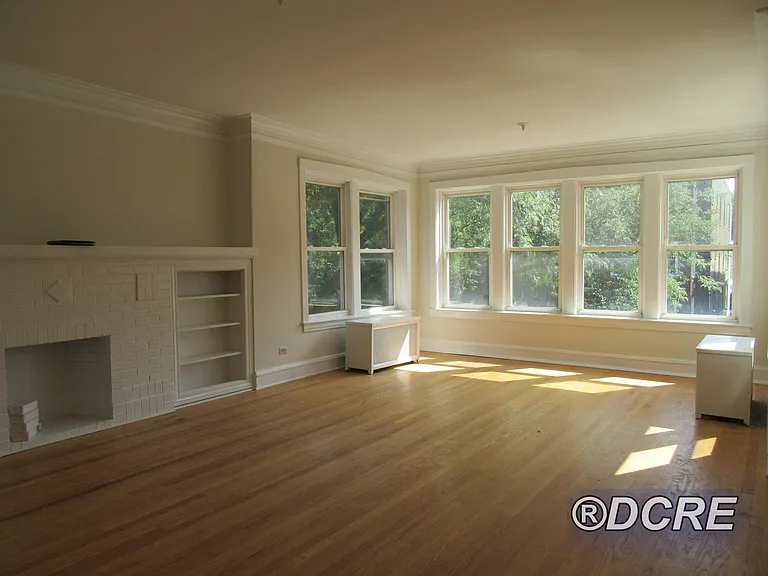 4854 N Washtenaw Ave #3 — Photo 1