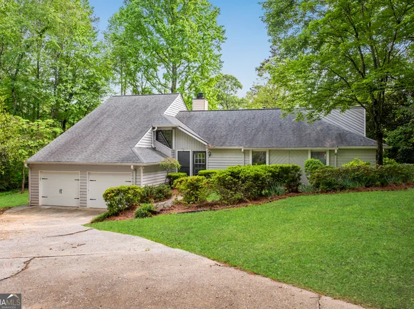 2100 Stone Hollow Ct, Marietta, GA 30062