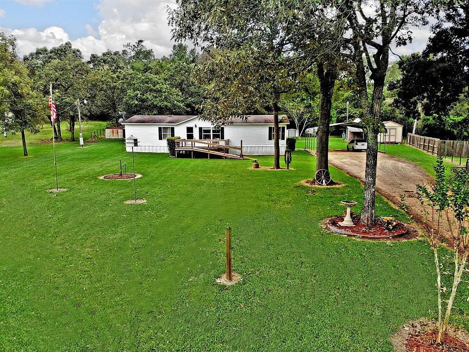 1st image of 28213 Walnut Hill Dr