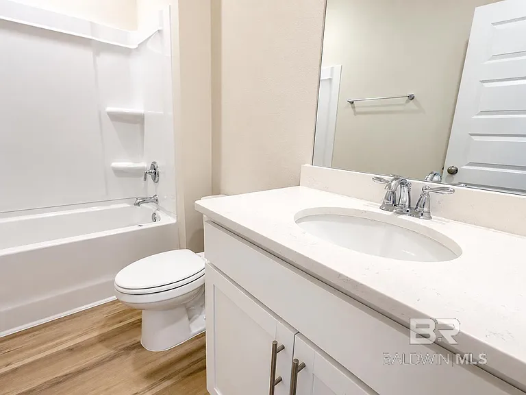 21812 Aleutian Ave — Photo 7