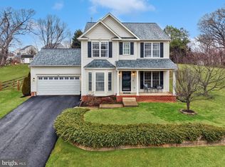 25 Fresh Water Dr, Fredericksburg, VA 22405